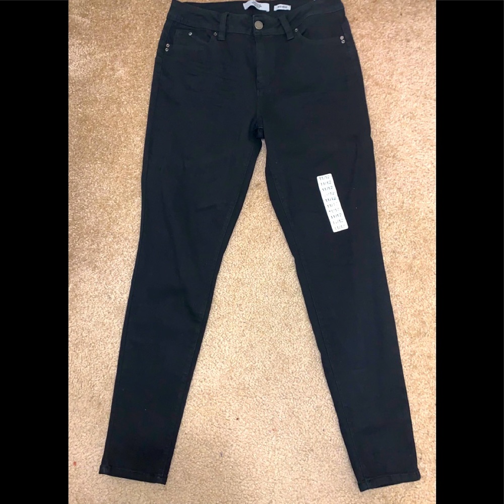 Black Jeans Women’s